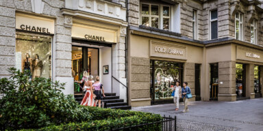 Berlin Charlottenburg Gallery 01