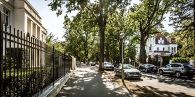 Berlin Grunewald Gallery 05