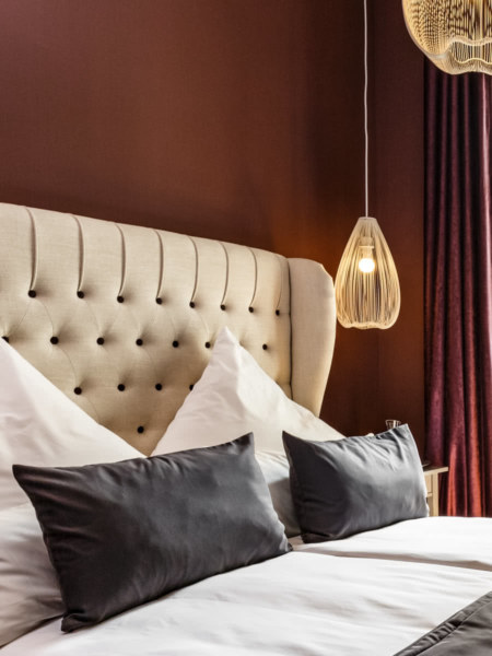 Luxury Living 900X1200 02