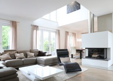 Luxury Living Slider 005 1952X1400